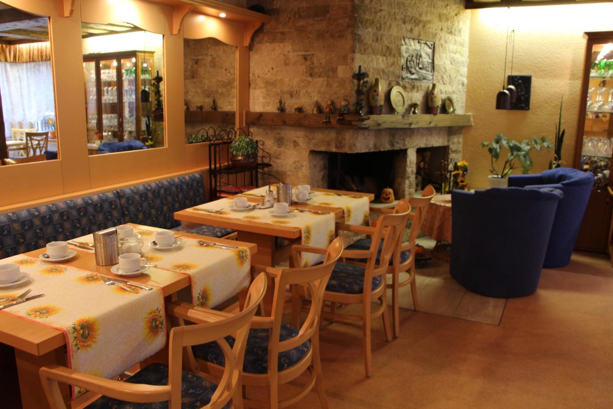 Sevda'S Hotel Garni Weinforth ヴィリンゲン エクステリア 写真